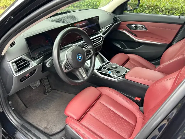 BMW i3 — Фото автомобиля 7
