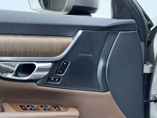 Volvo V90 — Фото автомобиля 16
