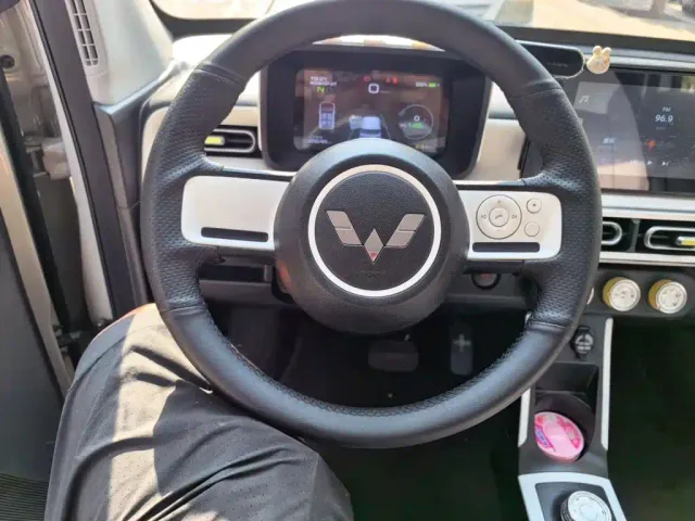 Wuling Hongguang Mini EV — Фото автомобиля 2