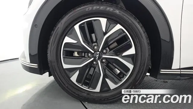 Kia EV6 — Фото автомобиля 4
