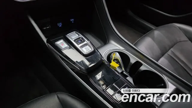 Hyundai Sonata Sonata (DN8) 2.0 LPG(Для проката) — Фото автомобиля 9