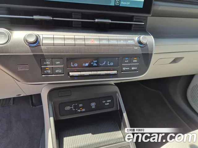 Hyundai Kona SX2 — Фото автомобиля 8