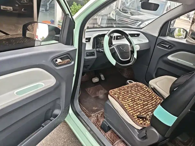 Wuling Hongguang Mini EV — Фото автомобиля 15