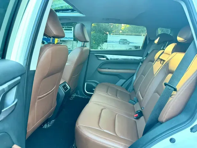Geely Vision X6 — Фото автомобиля 9