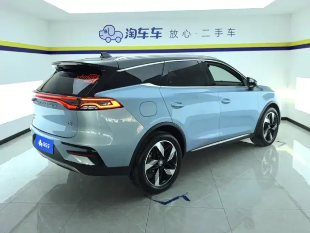 BYD Tang — Фото автомобиля 3