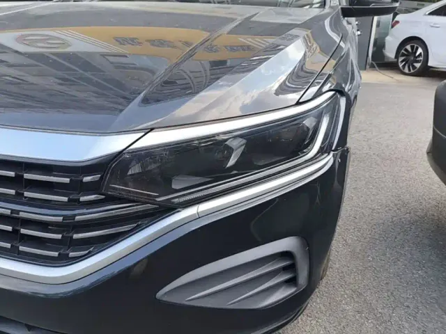 Volkswagen Passat — Фото автомобиля 23