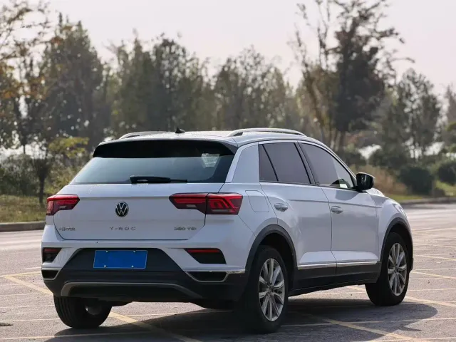 Volkswagen T-Roc — Фото автомобиля 7