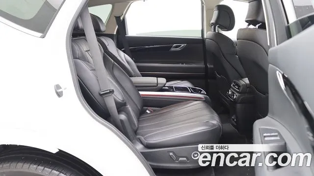 Genesis GV80 — Фото автомобиля 18