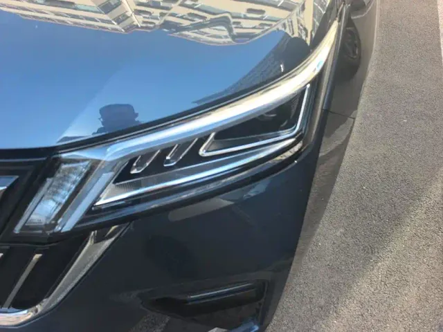 Wuling Jiachen — Фото автомобиля 5