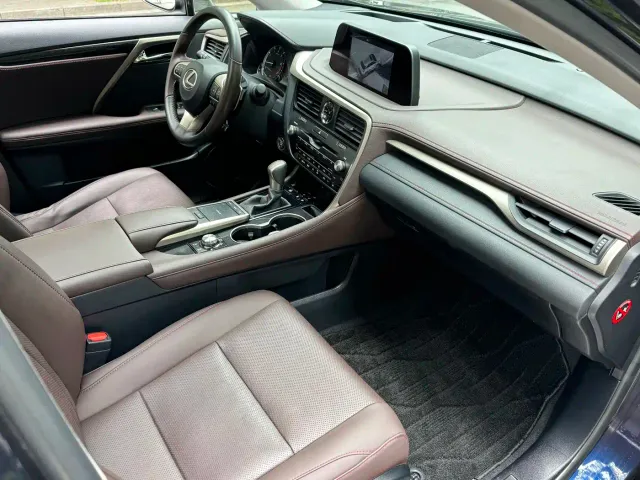 Lexus RX — Фото автомобиля 7