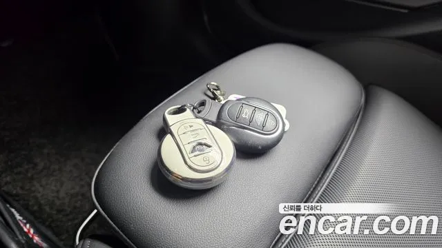 MINI Cooper — Фото автомобиля 29