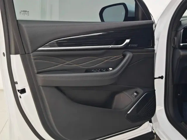 Geely Xingyue L — Фото автомобиля 14
