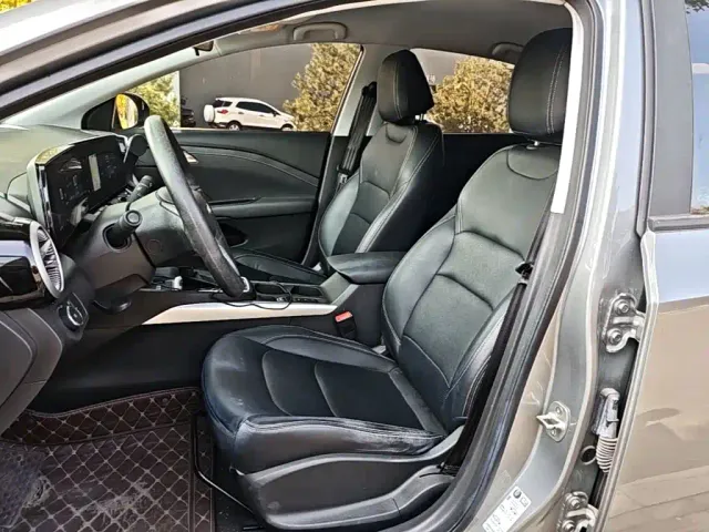 Chevrolet Monza 2023 1.5L DCT Enjoyment Edition — Фото автомобиля 10