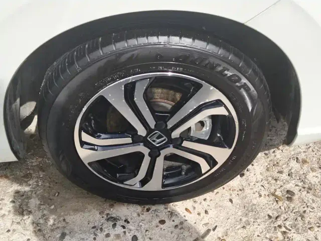 Honda Fit — Фото автомобиля 6