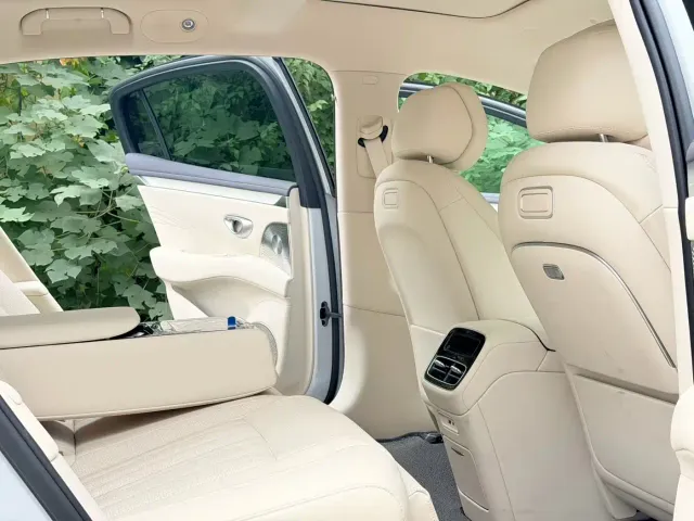 BYD Seal 08 — Фото автомобиля 5