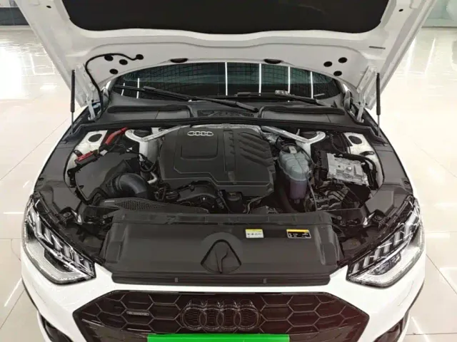 Audi A4L — Фото автомобиля 15