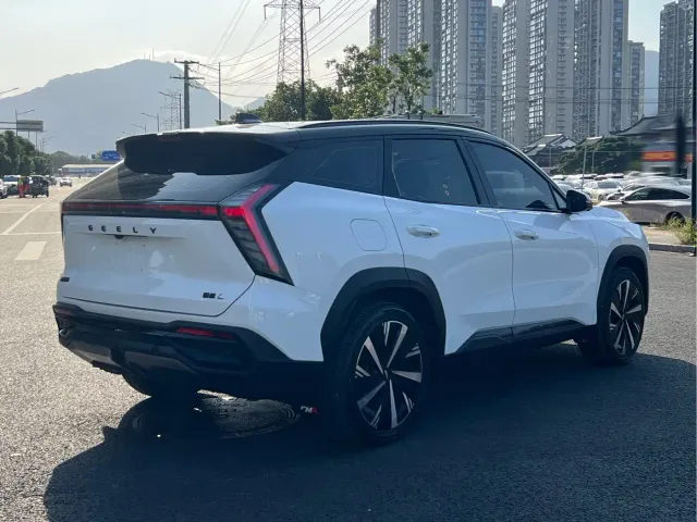 Geely Boyue L — Фото автомобиля 6