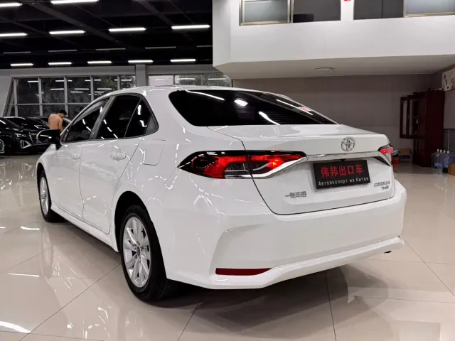 Toyota Corolla — Фото автомобиля 4