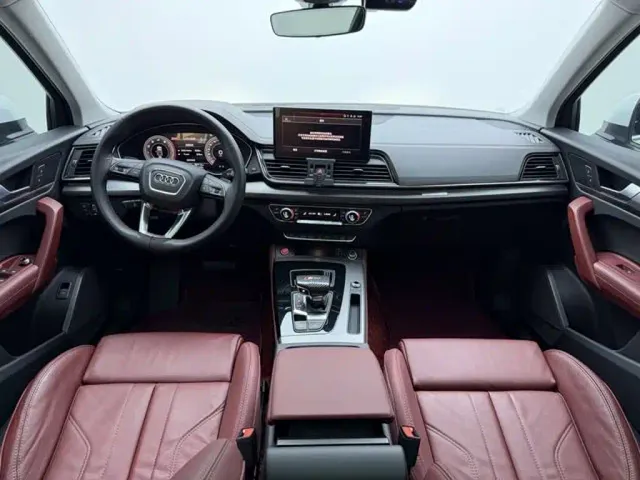 Audi Q5L — Фото автомобиля 3
