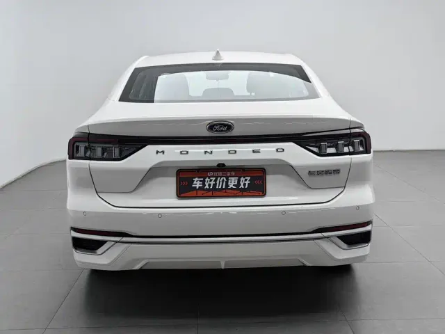 Ford Mondeo — Фото автомобиля 4