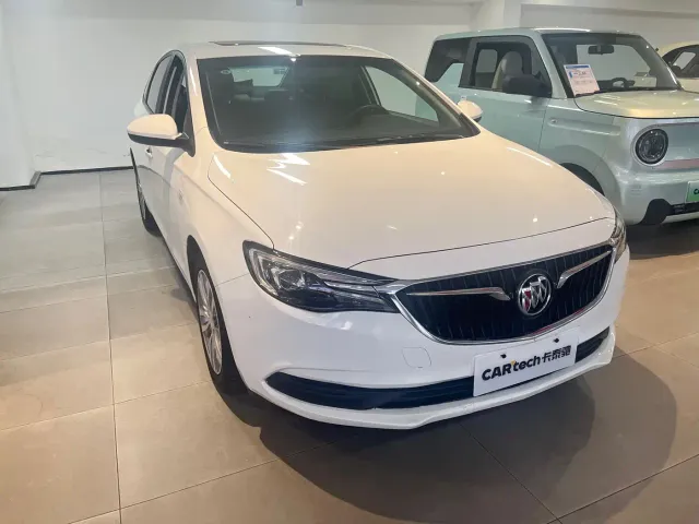 Buick Excelle — Фото автомобиля 3