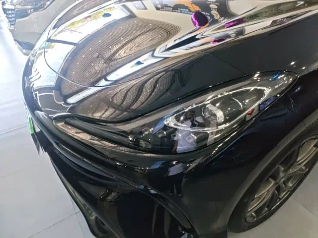 IM Motors LS6 — Фото автомобиля 17