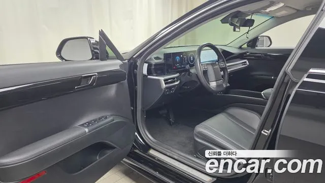 Hyundai Grandeur GN7 — Фото автомобиля 15