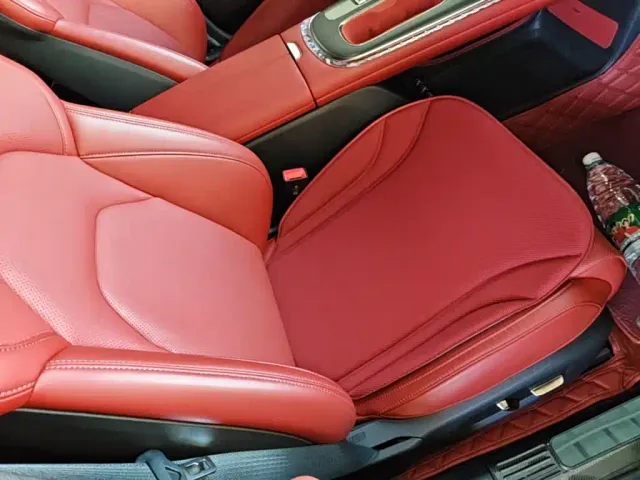 Xiaomi SU7 — Фото автомобиля 24