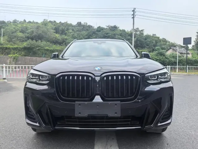 BMW X3 — Фото автомобиля 3