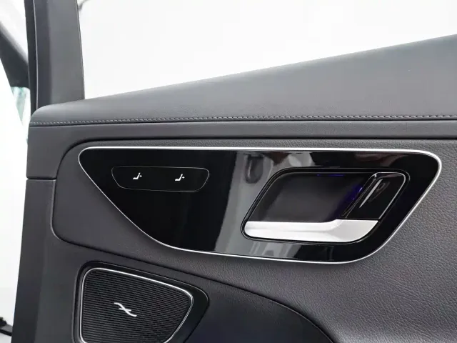 Mercedes-Benz C-Class — Фото автомобиля 14