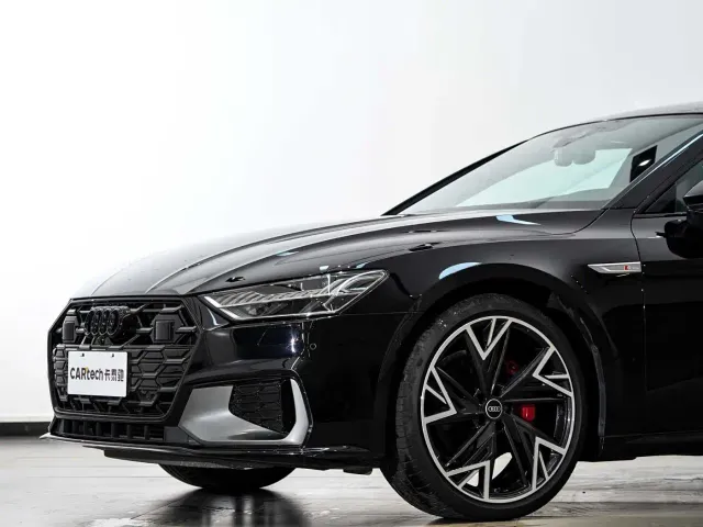 Audi A7L — Фото автомобиля 5