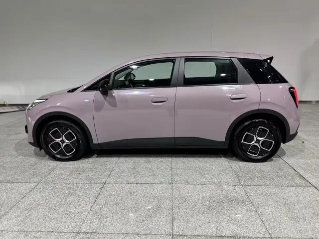 GAC AION UT super — Фото автомобиля 2