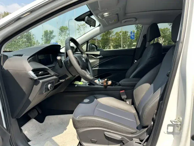 Buick Velite 6 — Фото автомобиля 2
