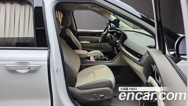 Kia Carnival 4th Gen — Фото автомобиля 18
