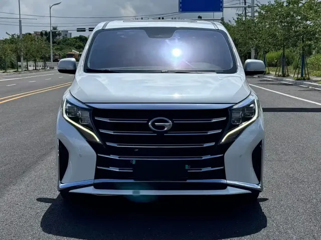 GAC Trumpchi M8 — Фото автомобиля 2
