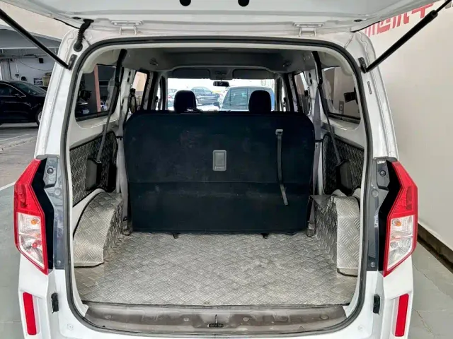 Wuling Zhengcheng — Фото автомобиля 15
