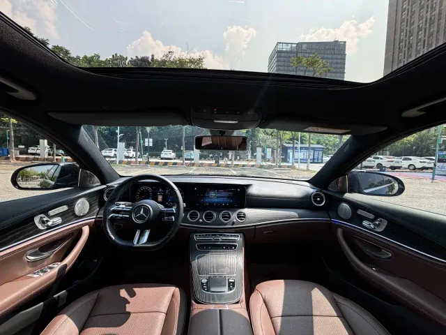 Mercedes-Benz E-Class — Фото автомобиля 7