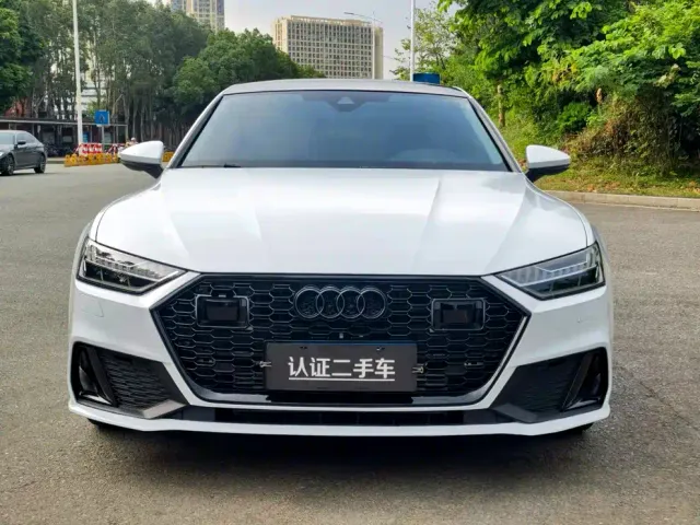 Audi A7L — Фото автомобиля 2