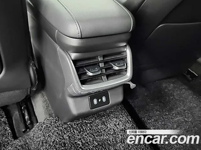 Hyundai Grandeur GN7 — Фото автомобиля 14