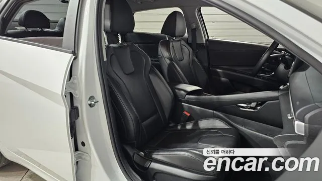 Hyundai AVANTE Modern — Фото автомобиля 26