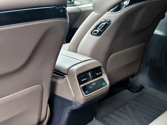 BYD Han — Фото автомобиля 16
