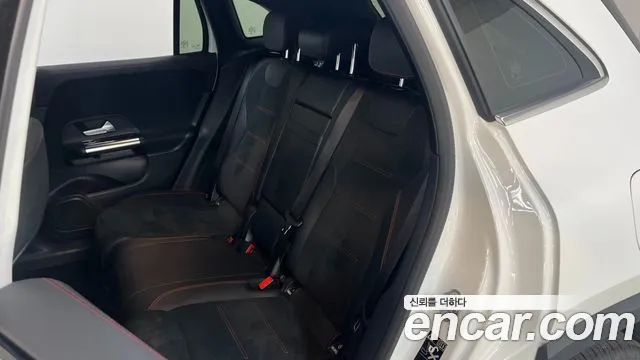 Mercedes-Benz GLA-Class — Фото автомобиля 13