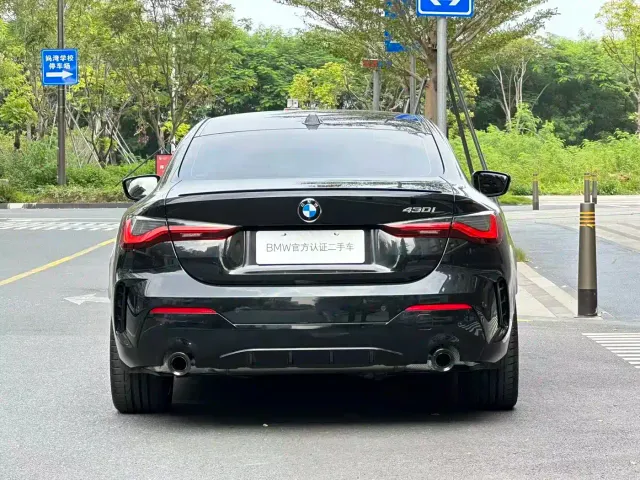 BMW BMW 4 Series 2024 430i M Sport Shadow Edition — Фото автомобиля 4