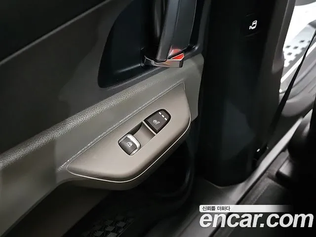 Kia Canival Новый Carnival 4 поколение Бензин 9 мест Noblesse — Фото автомобиля 17