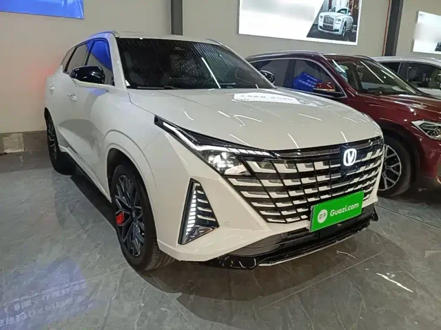 Changan UNI-Z — Фото автомобиля 3