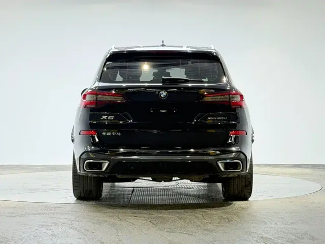 BMW X5 — Фото автомобиля 6