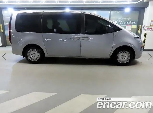 Hyundai Staria Staria Tourer 11 мест — Фото автомобиля 3