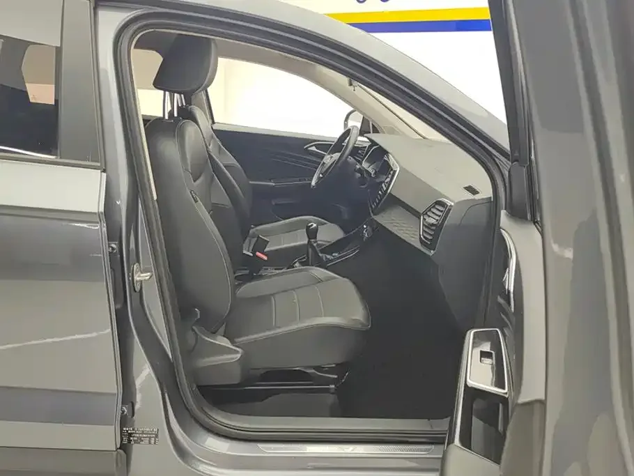 Jetta Jetta VS5 2022 280TSI Manual Joy Pro — Фото автомобиля 8