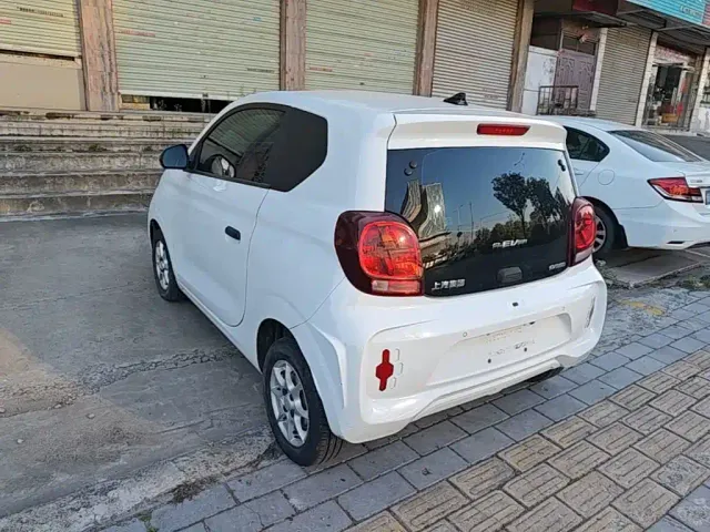 Roewe Clever — Фото автомобиля 4
