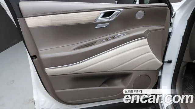 Genesis GV80 — Фото автомобиля 13